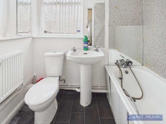 3 bed Terraced for sale Image 6