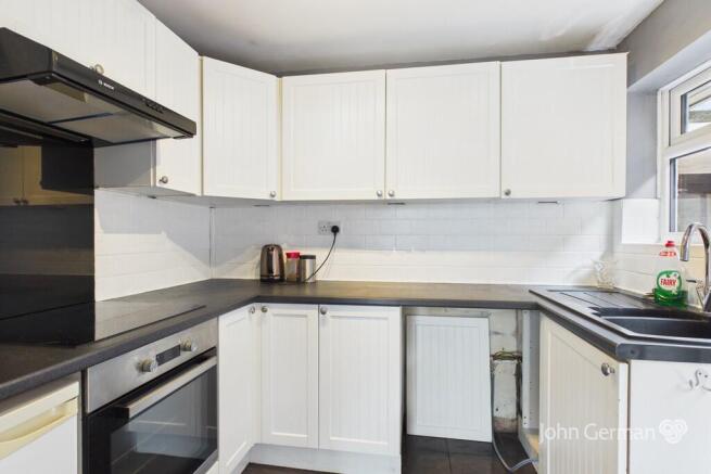 Hawthorn Crescent, Stapenhill photo 4