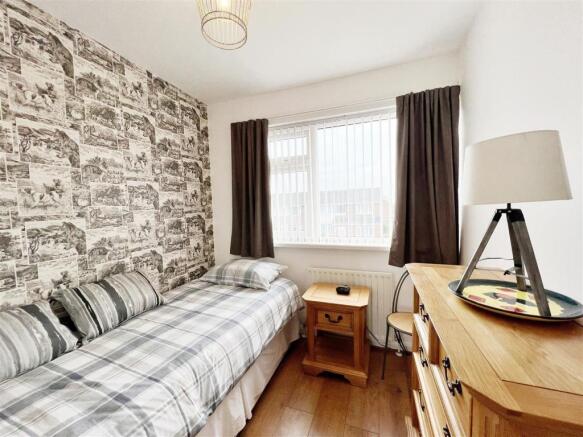Bedroom 3.jpg