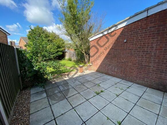 2 bed Semi-Detached to rent Image 11