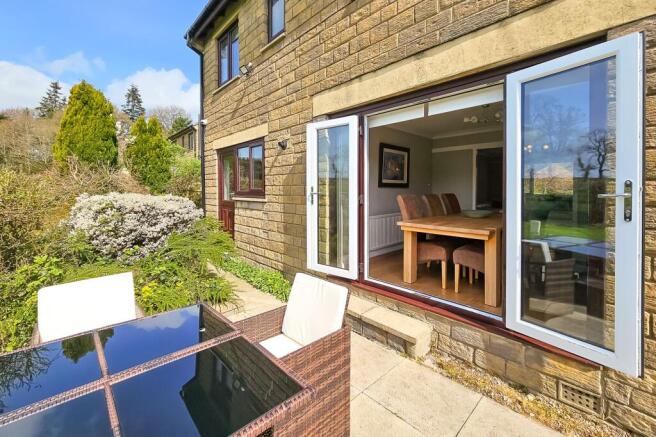 4 bed Detached for sale Image 6