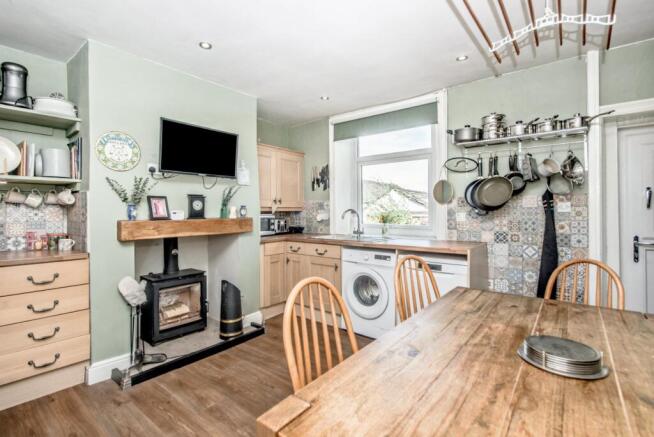 2 bed Terraced for sale Image 7