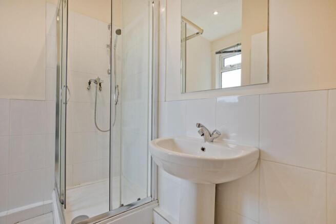 2 bed Flat for sale Image 9