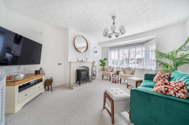 1417366-1-6998346...