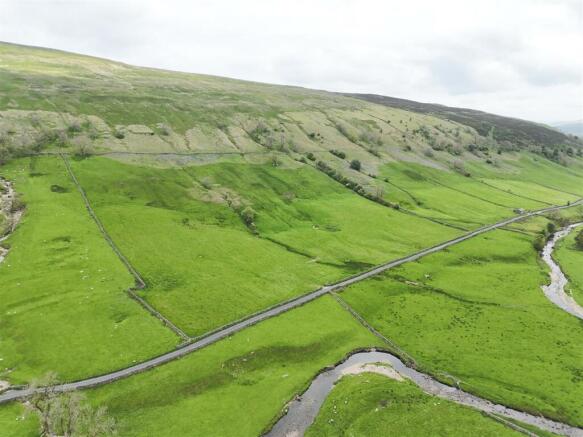 LOT 1 - Land at Littondale (360 acres)_0049.jpg