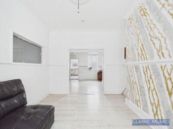 3 bed Terraced for sale Image 5
