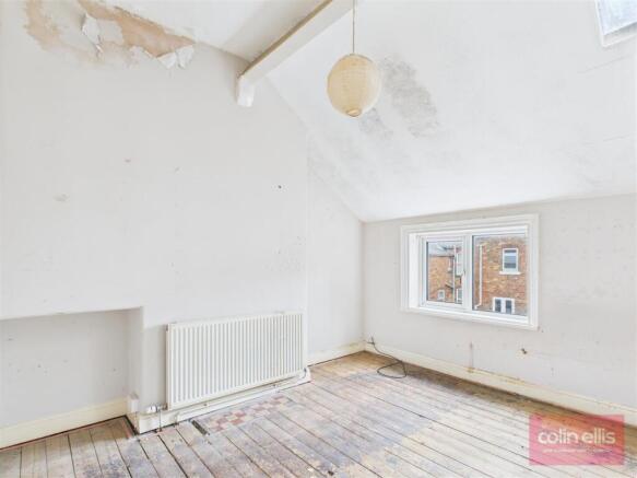 4 bed Terraced for sale Image 10