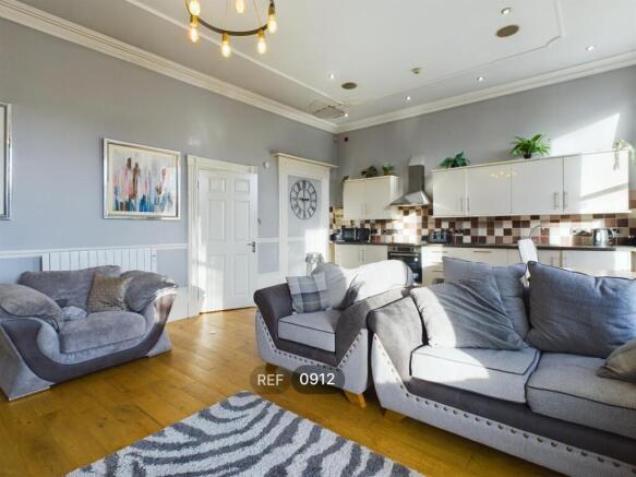 Kitchen & Living area