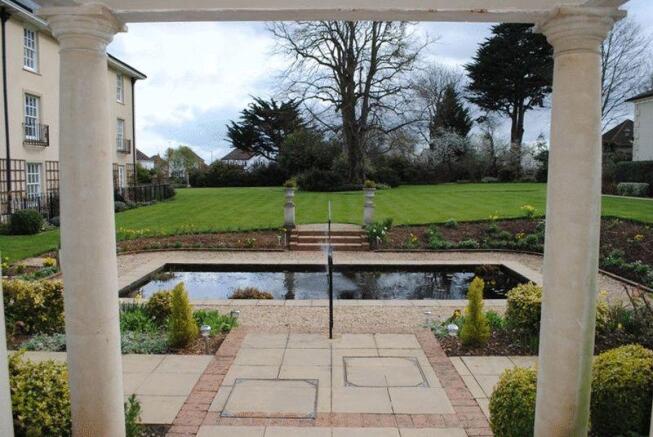 Courtyard Gardens