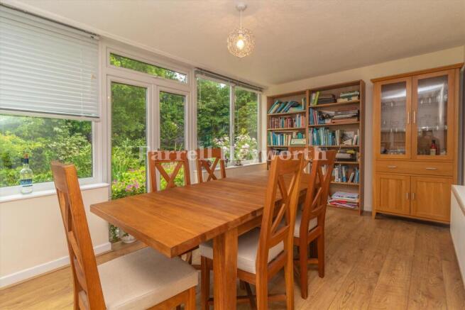 Dining Room image 3