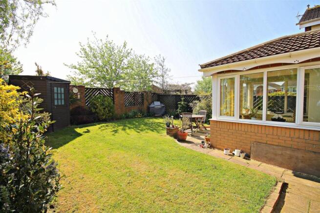 104 Ashbourne Drive (11).JPG