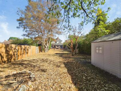 Coleford Bridge Road, Mytchett, Surrey, GU16