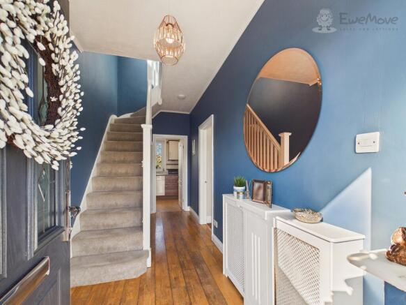 CAM03640G0-PR0118-STILL010