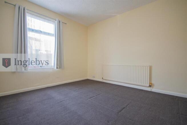 2 bed Terraced for sale Image 9