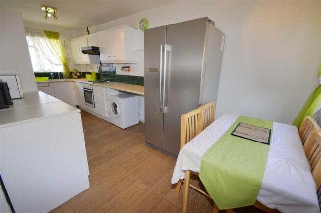 KITCHEN DINER