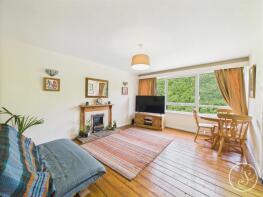 10, Gledhow Court, Gledhow Lane, Gledhow, Leeds LS7 4NL