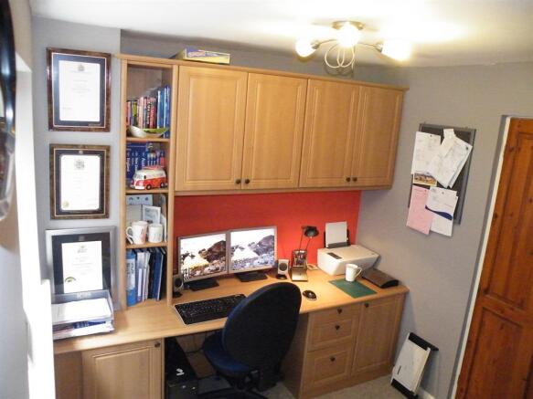 Photo 6