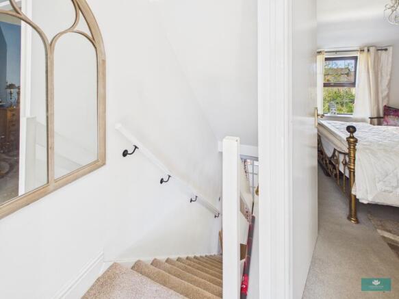 2 bed House for sale Image 6