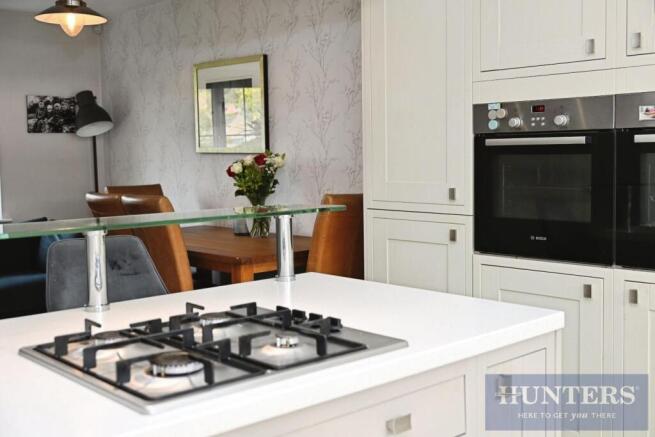 4 bed Detached for sale Image 7