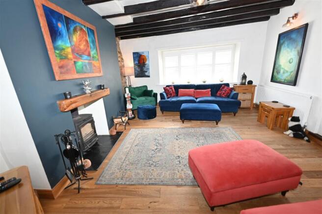 3 bed Not Specified for sale Image 4