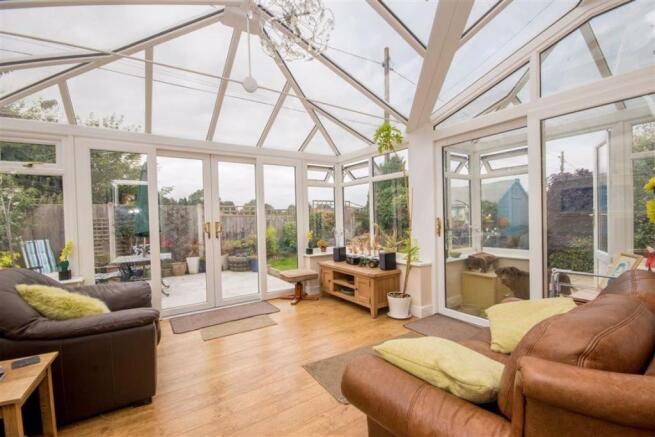 SUN LOUNGE/CONSERVATORY