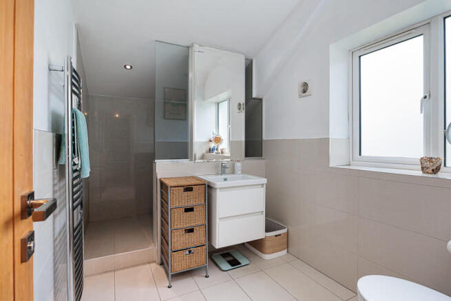 yew_tree_house_20