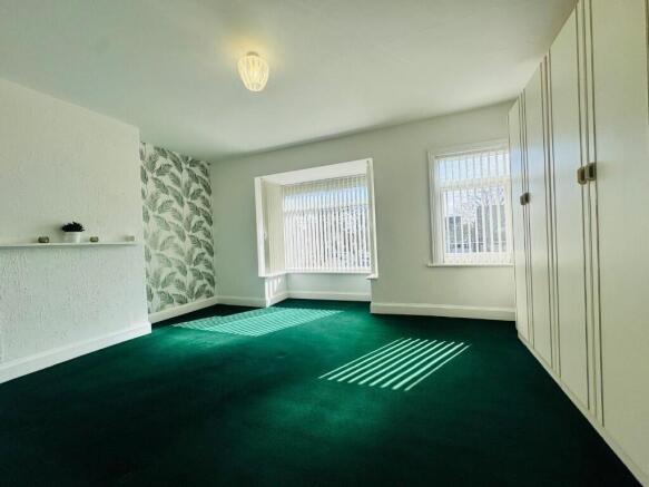 3 bed Semi-Detached for sale Image 12