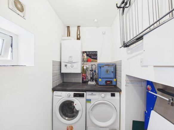 3 bed Detached for sale Image 12