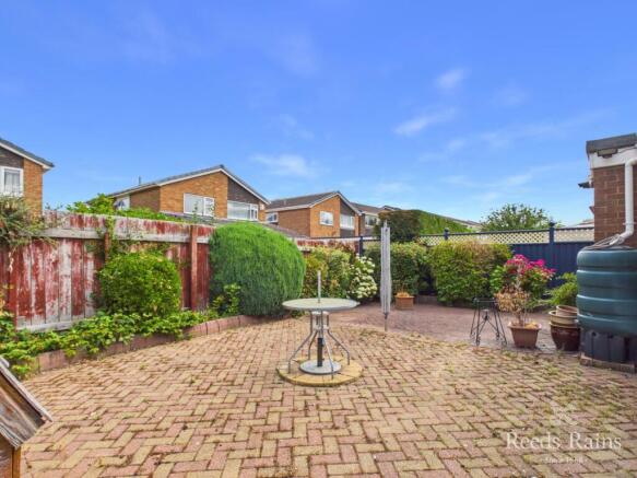 3 bed Bungalow for sale Image 10