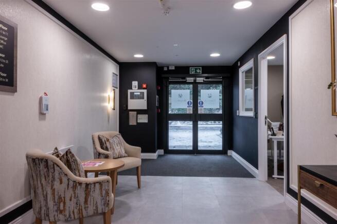 2 bed Apartment for sale Image 7