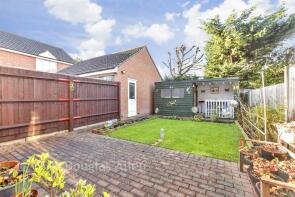 8, Rose Close, Wickford SS12 9QQ