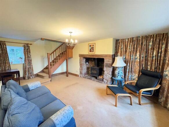 Sitting room East Raddon Cottage.jpg