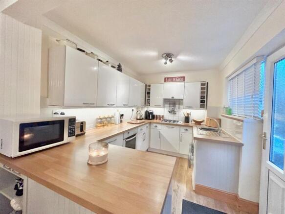 Kitchen.jpg