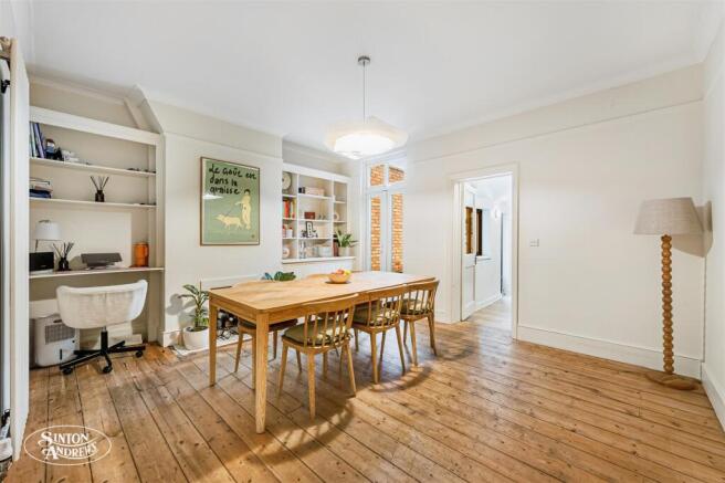 76 Elthorne Park Road-3.jpg