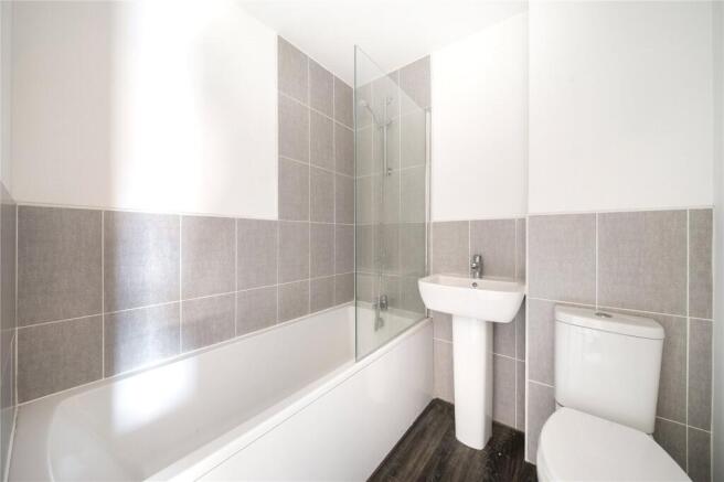 2 bed House for sale Image 8