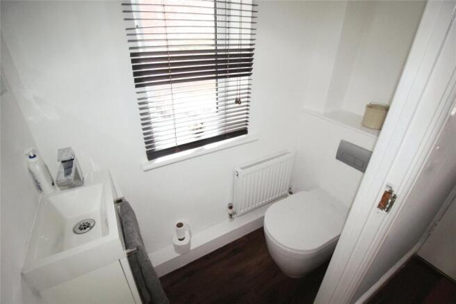 3 bed Semi-Detached for sale Image 8