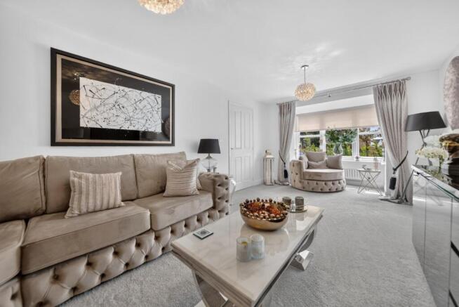 4 bed Detached for sale Image 4