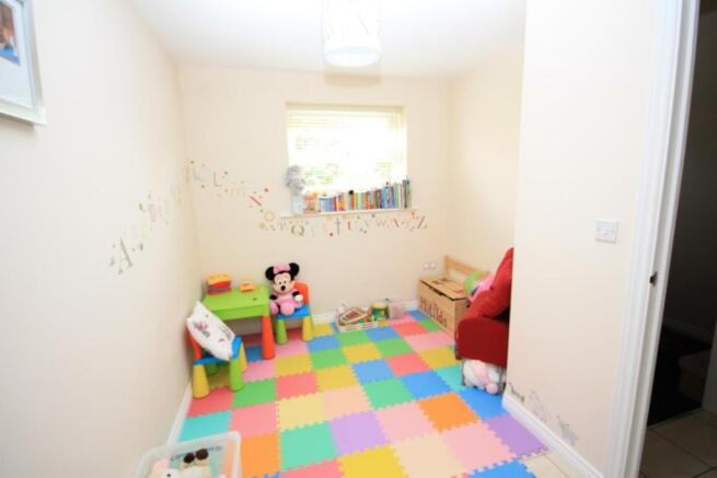 OFFICE/ BEDROOM 5