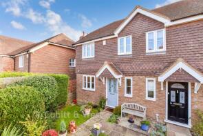 26, Larkfield, Ewhurst, Cranleigh GU6 7QU