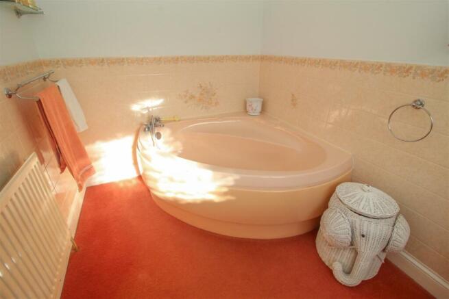 ensuite a.jpg