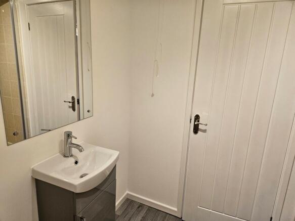 1 bed Flat to rent Image 6