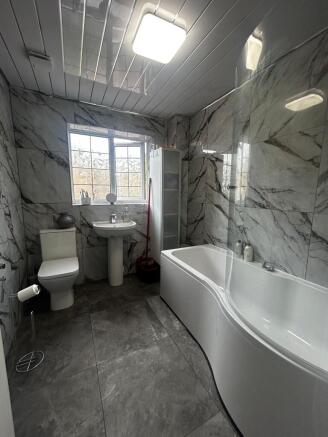 3 bed End of Terrace to rent Image 11