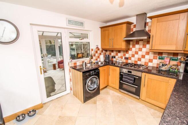 Kitchen Pic 2.