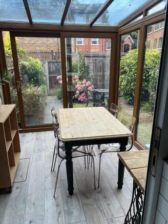 st-stephens-close-ct2-7hy-970575