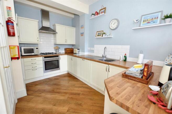 Thurst Road, Overstrand photo 4