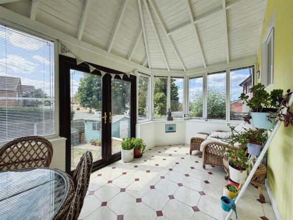 House for sale Image 8