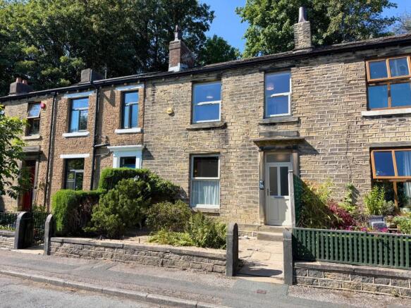 3 bed Terraced to rent in huddersfield