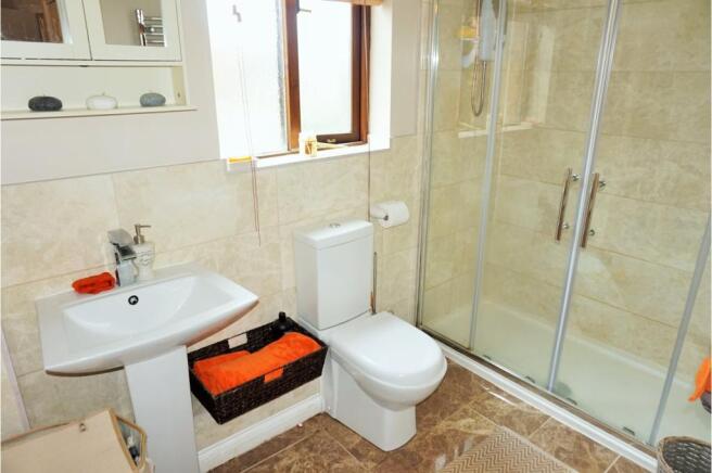 Master En-suite