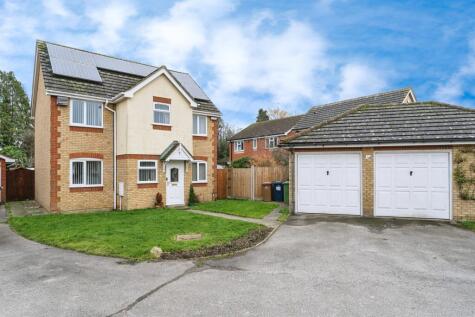 Beech Avenue, Doddington, March