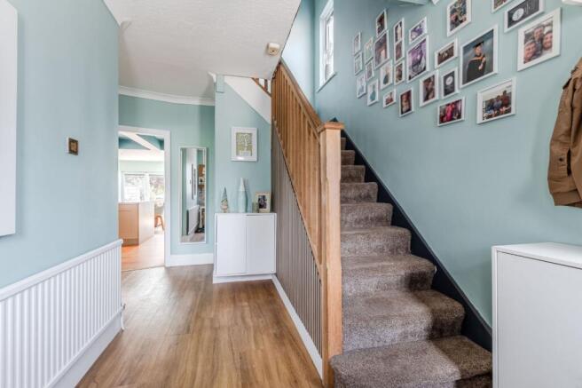 4 bed Semi-Detached for sale Image 12